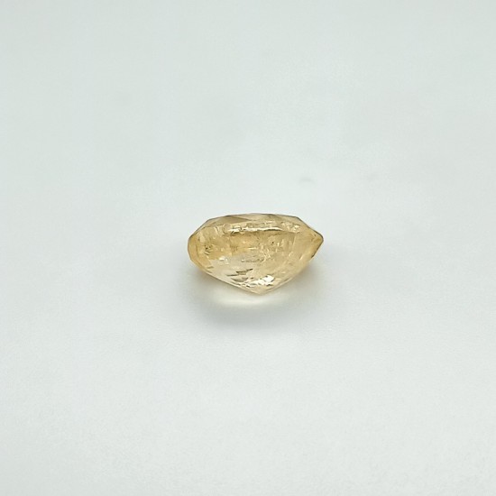 Yellow Sapphire (Pukhraj) 8.44 Ct Good quality Yellow Sapphire (Pukhraj) 8.44 Ct Good quality